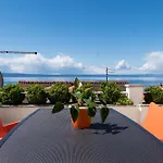 Quiet Area Rose شقة ماكارسكا