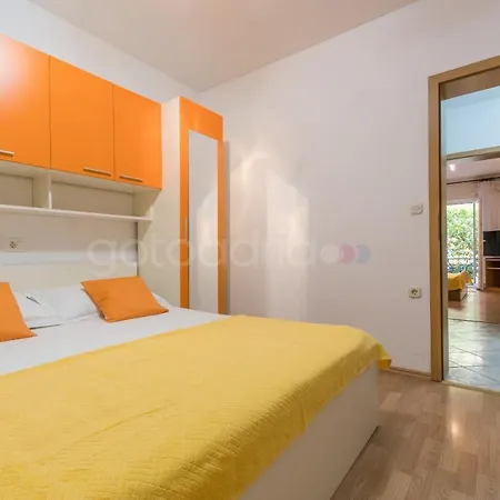 Apartamento Quiet Area Rose Makarska