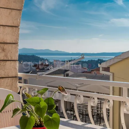 Apartman Quiet Area Rose Makarska
