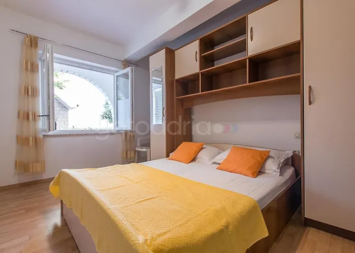 Quiet Area Rose Apartman